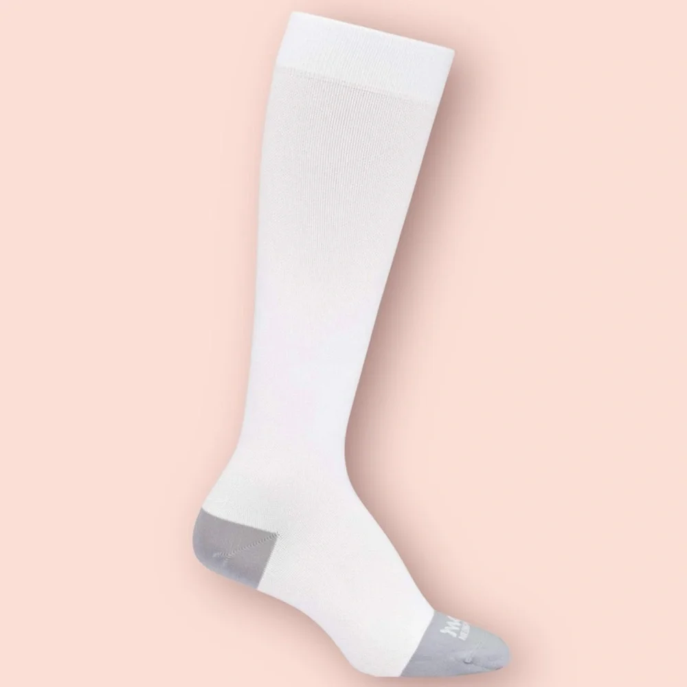 Motif Maternity Gradient Compression Socks, Size Medium 20-30 mmHg‎ AAB0004-02